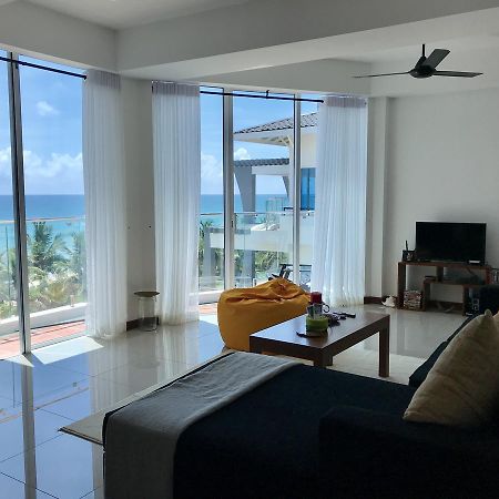 Araliya Oceanfront Condos Nilaveli, Trincomalee エクステリア 写真