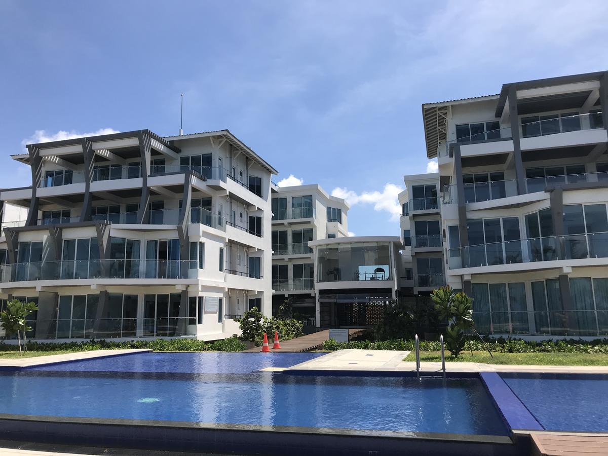 Araliya Oceanfront Condos Nilaveli, Trincomalee エクステリア 写真