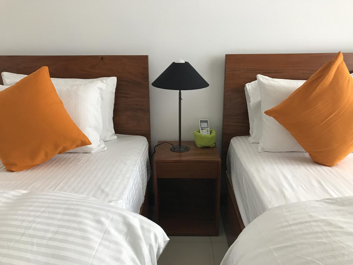 Araliya Oceanfront Condos Nilaveli, Trincomalee エクステリア 写真