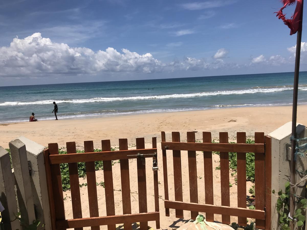 Araliya Oceanfront Condos Nilaveli, Trincomalee エクステリア 写真